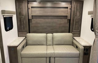 "Orion" 26' Bunkhouse, sleeps 8, loaded amenities