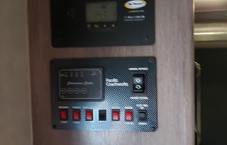 TOYHAULER BUT LIGHTWEIGHT