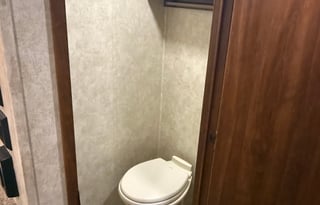 Steele's 13 Keystone Montana 3400RL Delivery Only