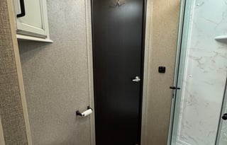 '21 Entegra Odyssey 31F | Stocked |Sleeps 8| Bunks