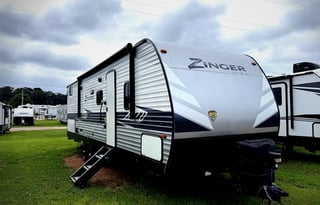 Say hello to "Victory"! Our 24 Zinger 290KB!