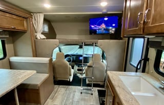 Glamping Ready w Maverick, Sleeps 6+, Queen Bed