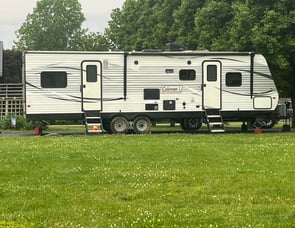 Dutchmen RV Coleman Lantern Series 300TQ
