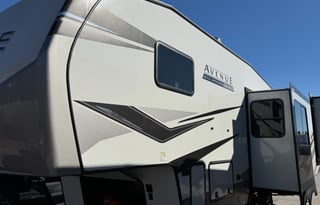 2023 Alliance RV Avenue All-Access 22ML