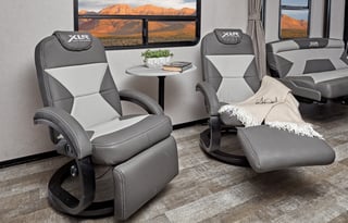 AGA 10 - 2021 Forest River RV XLR Hyper Lite 2815