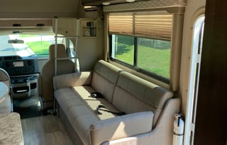 2020 Thor Motor Coach Freedom Elite Ford