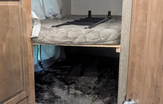 2018 Rockwood fifth wheel bunks