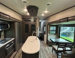 Grand Design Reflection 367BHS