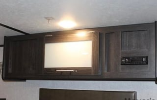 Coleman Lantern LT 17B Travel Trailer