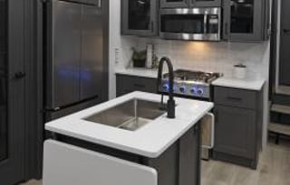 2022 Valor Alliance Toy Hauler Sleeps 9-10