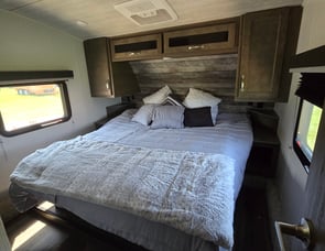 Keystone RV Cougar Sport 2700BH