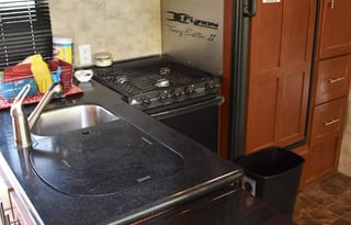 2010 Keystone RV Fuzion 302