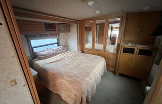 2003 Winnebago Brave 27B