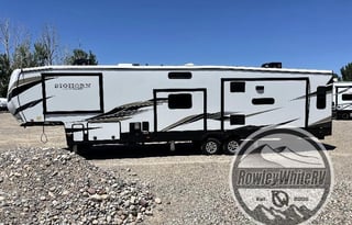 Spacious & Comfortable Home Away