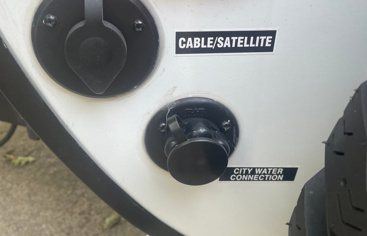 Can connect main water line