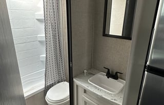 "Lil Pal"  Family and pet friendly travel trailer