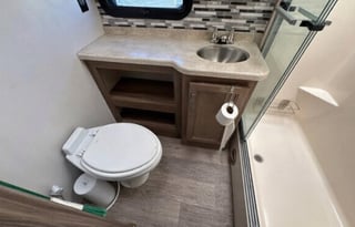 2017 Jayco Precept 36T – Spacious Motorhome