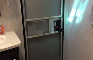 2020 DS320 Pioneer, with 4 bunks,  queen master,,