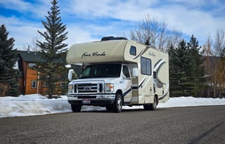 2018 Thor Four Winds 23U