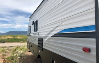 2022 Coachmen Clipper Camping Trailer Ultra-Lite
