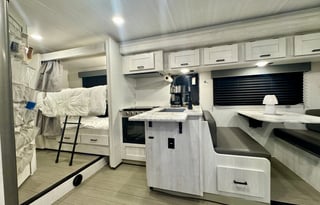 Rhonda The Road Queen - 2022 East to West Entrada