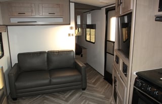 Family friendly RV with bunk bed