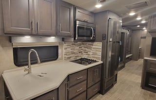 Ultimate Road Trip with Our 2022 Thor Miramar 37.1