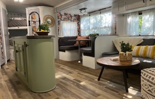 2016 Winnebago ultra lite 28BDHS