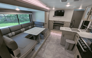 Wildwood X-Lite | Excellent Modern Bunkhouse