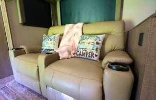 Elegant Grand Desi Imagine 2600 - 2020