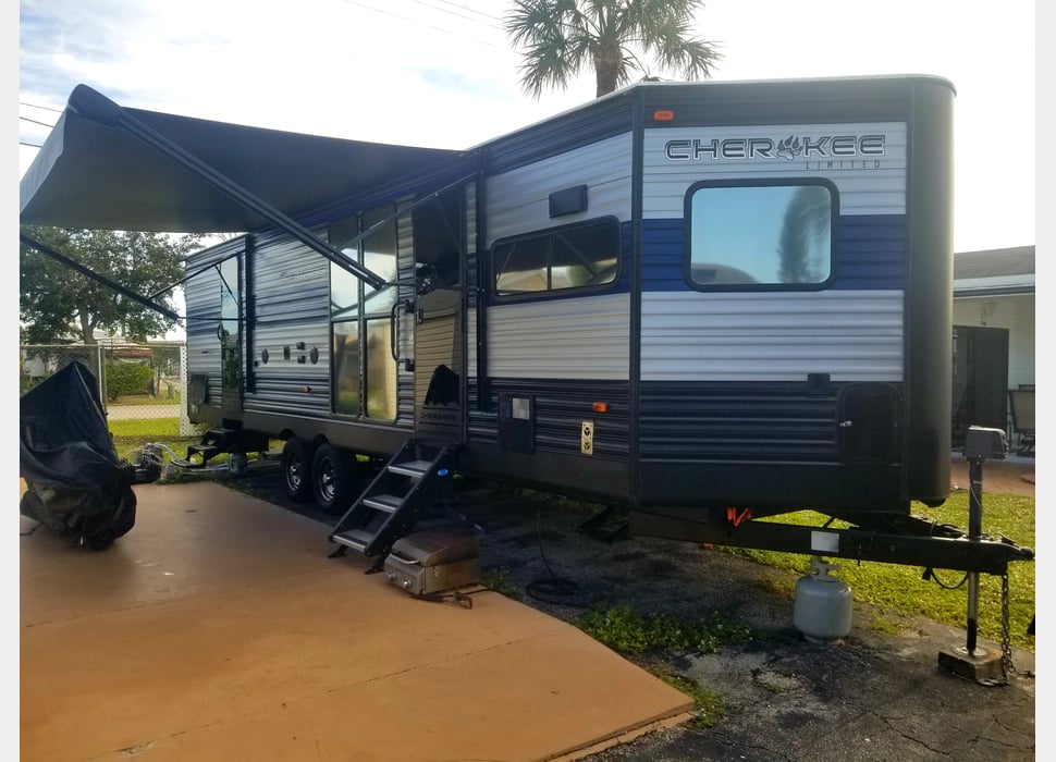 Travel Trailer rentals in Miami