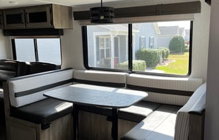 Amazing Bunkhouse, Outside Kitchen, Fireplace