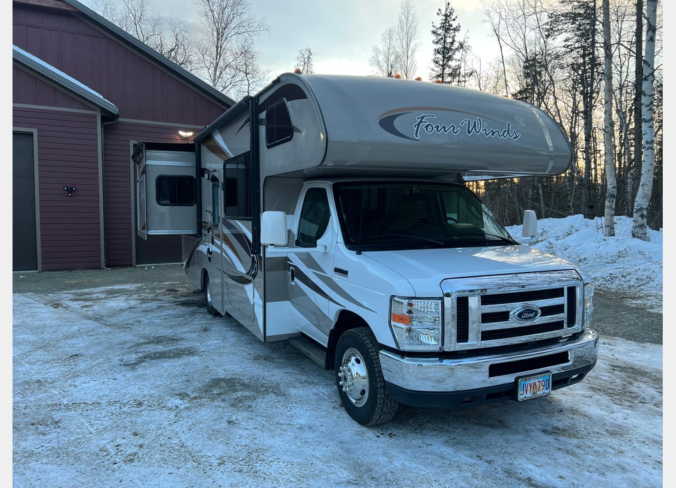 Class C Motor Home rentals in Anchorage