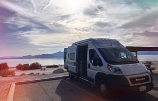 2022 Winnebago Solis 59P