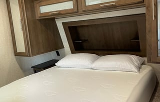 Keystone Cougar 34TSB East