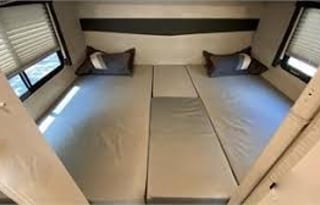 Breeze to Drive! 2020 Thor Four Winds 25V