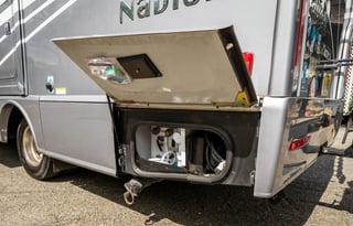 Winnebago Navion - Luxury Meets Adventure