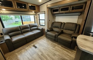 2020 Coachmen RV Chaparral 392MBL