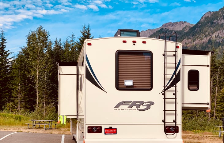 Two slides out adding lots of extra space