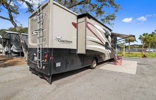 Mirada 1 | Unlimited Mileage & Generator Use