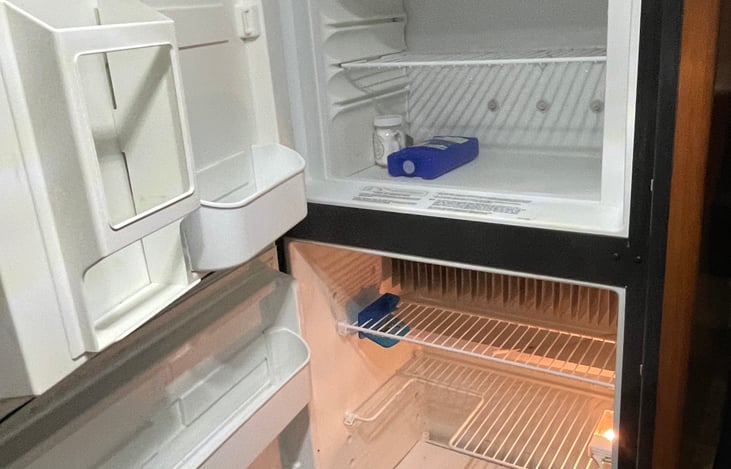 Large Refrigerator/Freezer