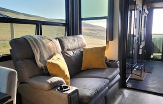 Explore in Comfort Rent Our Luxurious Grand Design