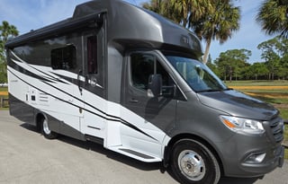 Luxury Camping in a Tiffin Wayfarer Mercedes-Benz