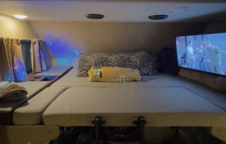 Adventure Ready RV | Sleeps 10 | Backup+Side Cams|
