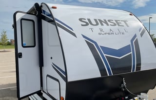 The RV Rental Factory - 2021 Sunset Trail 188BH TT