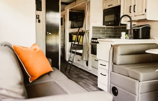 Great 30' RV that sleeps 8 comfortably