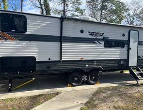 Forest River RV Wildwood X-Lite 273QBXL