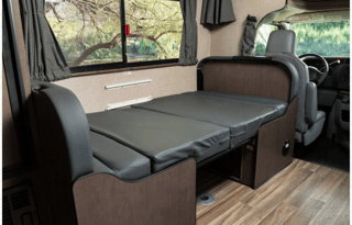 2019 Thor Motor Coach Majestic 23A
