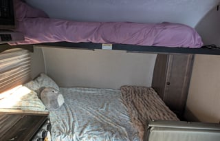 Sun Lite 16BH — Easy-Tow Family Camper, Sleeps 4