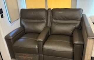 2022 Palomino Puma 28DBFQ